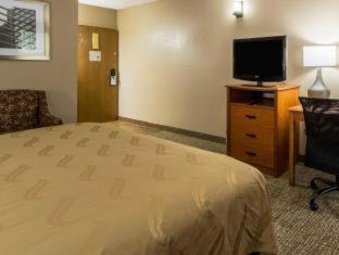 Greenridge Hotel Wickliffe Phòng bức ảnh
