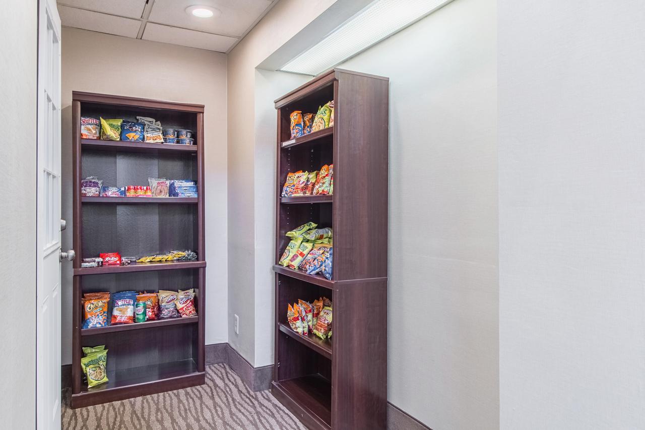 Greenridge Hotel Wickliffe Ngoại thất bức ảnh